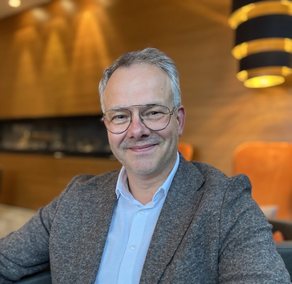 Jörg Templin, Hotel Direktor